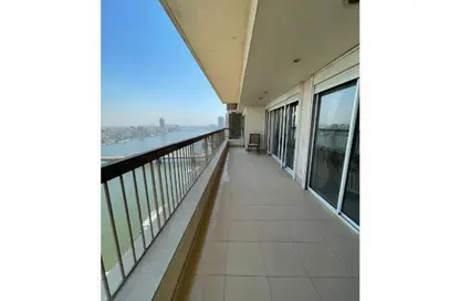 Apartment - 4 Bedrooms - 5 Bathrooms for sale in Nile St. - Dokki - Giza