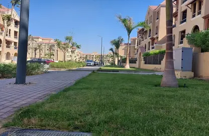 شقة - 2 غرف نوم - 2 حمامات للبيع في معادى فيو - كمبوندات الشروق - مدينة الشروق - القاهرة