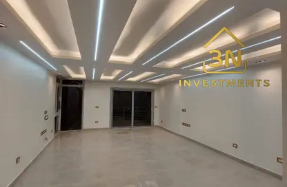 Apartment - 3 Bedrooms - 3 Bathrooms for rent in Garden Residence - New Cairo City - Cairo Apartment - 3 Bedrooms - 3 Bathrooms for rent in Garden Residence - New Cairo City - Cairo