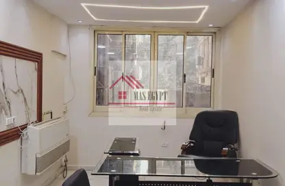 مساحات مكتبية - استوديو - 2 حمامات للايجار في ميدان لبنان - المهندسين - الجيزة