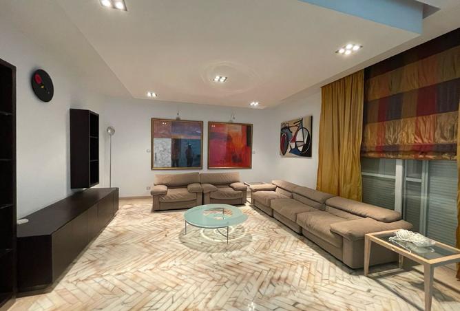 8033423 - Property Image 3
