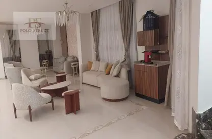 Villa - 5 Bedrooms - 5 Bathrooms for sale in El Mearag City - Zahraa El Maadi - Hay El Maadi - Cairo