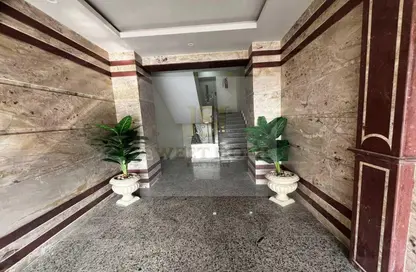 شقة - 3 غرف نوم - 2 حمامات للايجار في المنطقة أ - حى جنوب الاكايمية - مدينة القاهرة الجديدة - القاهرة