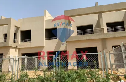 تاون هاوس - 8 غرف نوم - 8 حمامات للبيع في بالم هيلز وودفيل - طريق الواحات - مدينة 6 أكتوبر - الجيزة