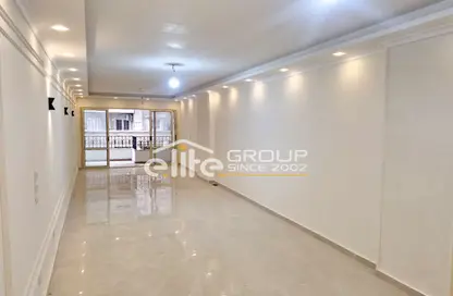 Apartment - 3 Bedrooms - 2 Bathrooms for sale in Mostafa Kamel St. - Smouha - Hay Sharq - Alexandria Apartment - 3 Bedrooms - 2 Bathrooms for sale in Mostafa Kamel St. - Smouha - Hay Sharq - Alexandria