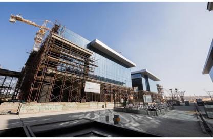 محل تجاري - استوديو للبيع في جولدن جيت - شارع التسعين الجنوبي - التجمع الخامس - مدينة القاهرة الجديدة - القاهرة