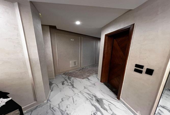 8027699 - Property Image 3