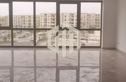 Office Space - Studio - 2 Bathrooms for sale in Mivida - 5th Settlement Compounds - The 5th Settlement - New Cairo City - Cairo Office Space - Studio - 2 Bathrooms for sale in Mivida - 5th Settlement Compounds - The 5th Settlement - New Cairo City - Cairo