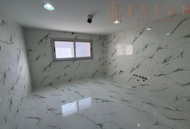 8416142 - Property Image 3