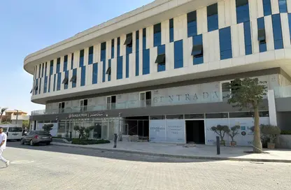 Shop - Studio - 2 Bathrooms for rent in Centrada Hub - 26th of July Corridor - 6 October City - Giza