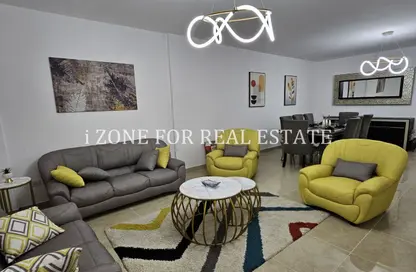 شقة - 2 غرف نوم - 2 حمامات للايجار في مون ريزيدنس - فيفث سكوير - التجمع الخامس - مدينة القاهرة الجديدة - القاهرة