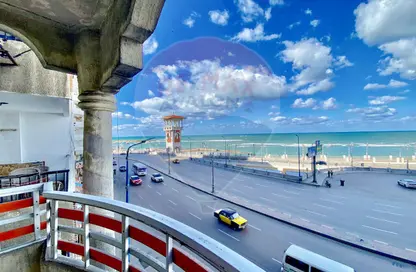 Apartment - 3 Bedrooms - 2 Bathrooms for sale in El Gaish Road - Miami - Hay Awal El Montazah - Alexandria