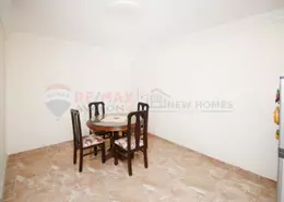 شقة - 2 غرف نوم - 1 حمام للبيع في الأزاريطة - حي وسط - الاسكندرية