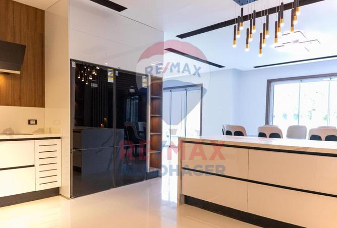 8389454 - Property Image 3