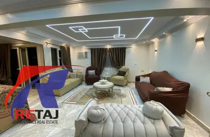 شقة - 3 غرف نوم - 2 حمامات للايجار في شارع الحجاز - ميدان المحكمة - مصر الجديدة - القاهرة