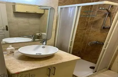 Apartment - 2 Bedrooms - 1 Bathroom for sale in Mokattam - Cairo