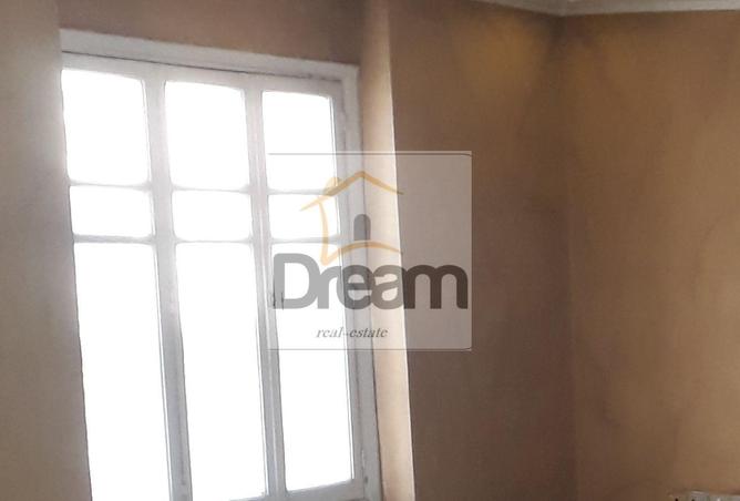 8363800 - Property Image 3