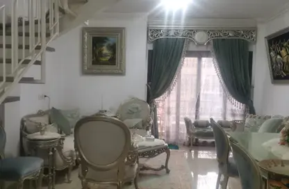 (بنتهاوس  (روف - 3 غرف نوم - 3 حمامات للبيع في فيفث سكوير - التجمع الخامس - مدينة القاهرة الجديدة - القاهرة