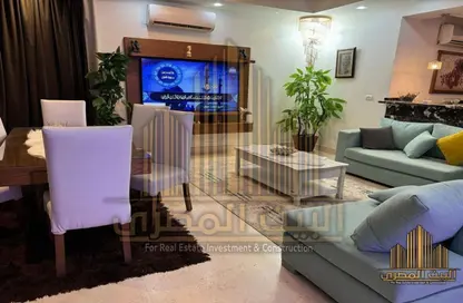 Villa - 4 Bedrooms - 5 Bathrooms for rent in Madinaty - Cairo