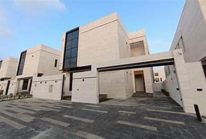 8183112 - الصورة الرئيسية للعقار