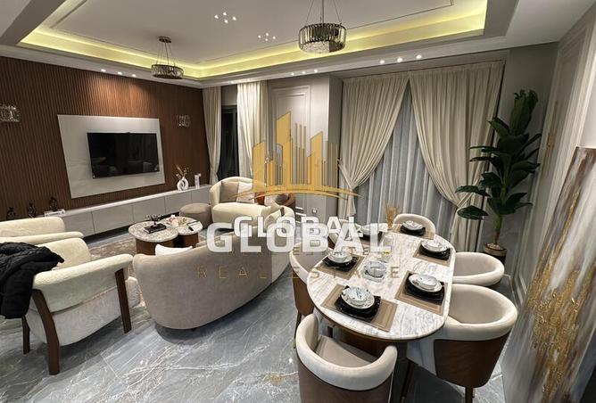 8024571 - Property Image 2