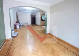 Apartment - 3 Bedrooms - 3 Bathrooms for sale in Abdel Salam Aref St. - Laurent - Hay Sharq - Alexandria