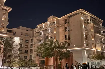 Apartment - 4 Bedrooms - 4 Bathrooms for sale in Mountain View iCity - 5th Settlement Compounds - The 5th Settlement - New Cairo City - Cairo