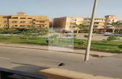Roof - 3 Bedrooms - 2 Bathrooms for sale in East The Academy - New Cairo City - Cairo
