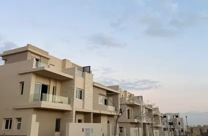 تاون هاوس - 3 غرف نوم - 5 حمامات للبيع في تاونى - طريق مصر اسكندرية الصحراوي - الجيزة