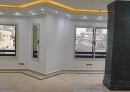 شقة - 4 غرف نوم - 2 حمامات for للبيع in شارع مكرم عبيد - المنطقة السادسة - مدينة نصر - القاهرة