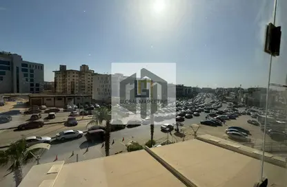 محل تجاري - استوديو - 1 حمام للايجار في شارع مجمع البنوك - شارع التسعين الجنوبي - التجمع الخامس - مدينة القاهرة الجديدة - القاهرة