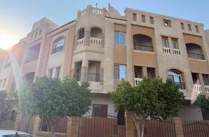 Apartment - 3 Bedrooms - 2 Bathrooms for sale in 1st Neighborhood - 4th District West - Shorouk City - Cairo