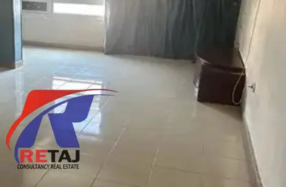 شقة - 2 غرف نوم - 2 حمامات للبيع في شارع علي امين - المنطقة الأولى - مدينة نصر - القاهرة