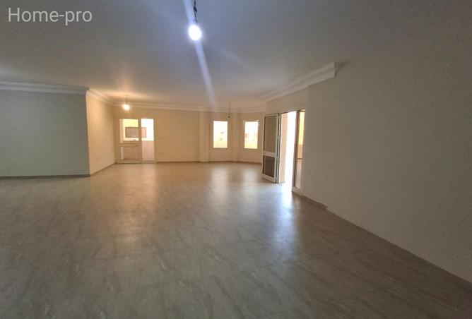 8255255 - Property Image 2