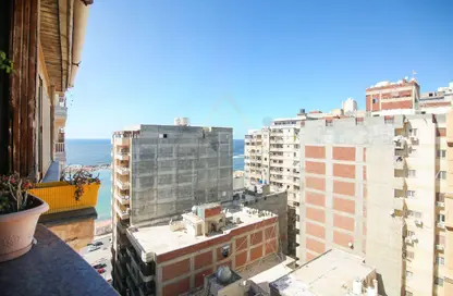 شقة - 4 غرف نوم - 3 حمامات للبيع في السرايا - سيدي بشر - حي اول المنتزة - الاسكندرية