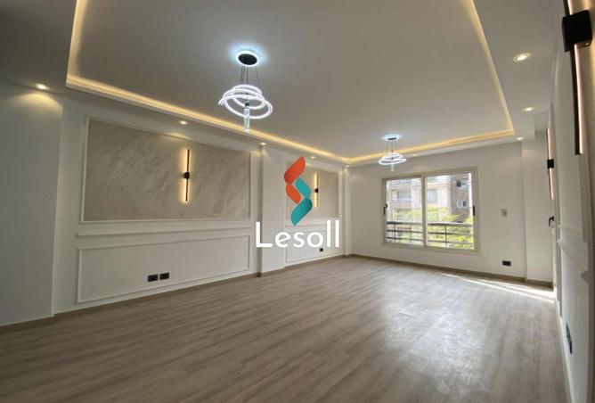 8023166 - Property Image 2