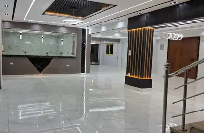 دوبلكس - 4 غرف نوم - 3 حمامات للبيع في البوابة الاولي - خوفو - حدائق الاهرام - الجيزة