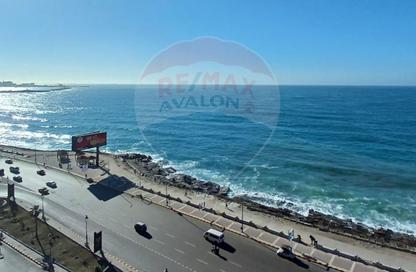 شقة - 3 غرف نوم - 2 حمامات للبيع في طريق الجيش - كامب شيزار - حي وسط - الاسكندرية