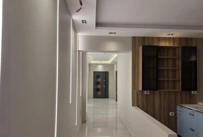 8076555 - Property Image 3