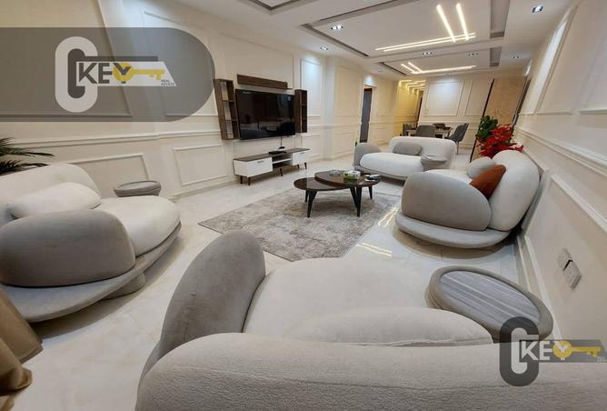 8162556 - Property Main Image