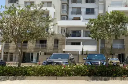 Apartment - 2 Bedrooms - 2 Bathrooms for sale in Hyde Park - New Cairo City - Cairo