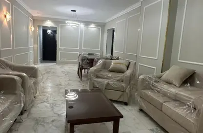 Apartment - 3 Bedrooms - 2 Bathrooms for sale in Al Horreya St. - New Maadi - Hay El Maadi - Cairo