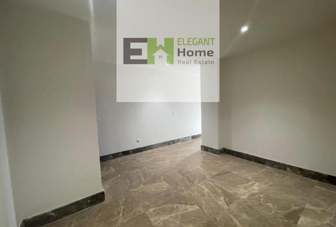 8018388 - Property Image 2
