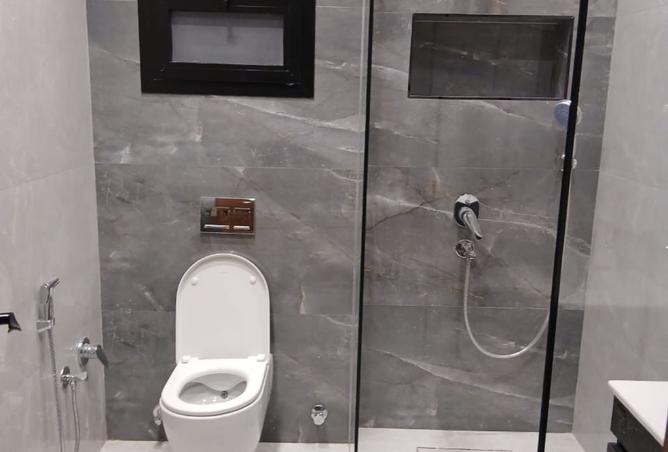 8246400 - Property Image 3