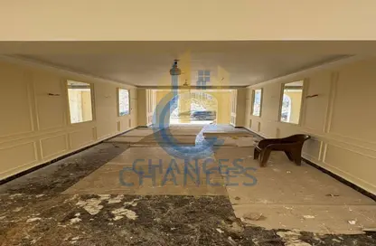Apartment - 3 Bedrooms - 2 Bathrooms for sale in Tijan - Zahraa El Maadi - Hay El Maadi - Cairo