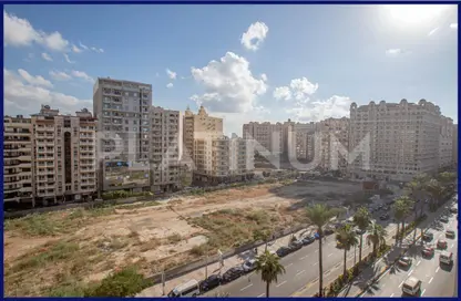 شقة - 3 غرف نوم - 3 حمامات للبيع في شارع زكي رجب - سموحة - حي شرق - الاسكندرية