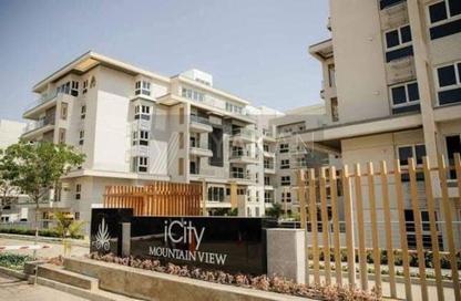 iVilla - 3 Bedrooms - 4 Bathrooms for sale in Mountain View iCity - 5th Settlement Compounds - The 5th Settlement - New Cairo City - Cairo