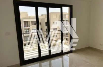 (بنتهاوس  (روف - 3 غرف نوم - 3 حمامات للبيع في مون ريزيدنس - فيفث سكوير - التجمع الخامس - مدينة القاهرة الجديدة - القاهرة