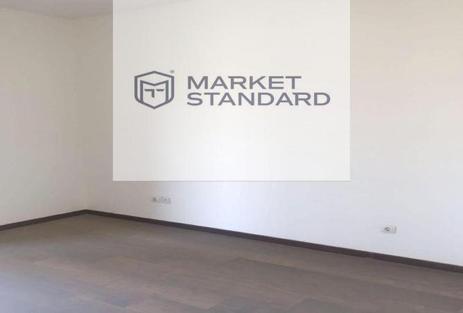 8412003 - Property Image 2