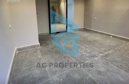Apartment - 2 Bedrooms - 2 Bathrooms for sale in Beverly Hills - Sheikh Zayed Compounds - Sheikh Zayed City - Giza